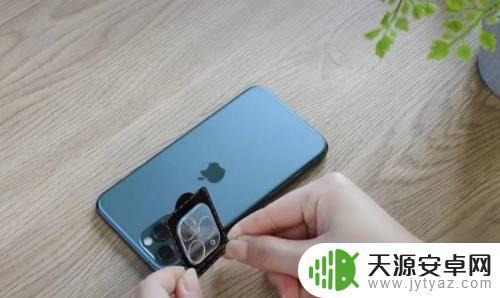 手机如何自己换镜片膜(手机如何自己换镜片膜视频)