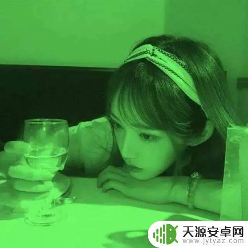 抖音头像变绿色(抖音头像变绿色豆芽怎么弄)
