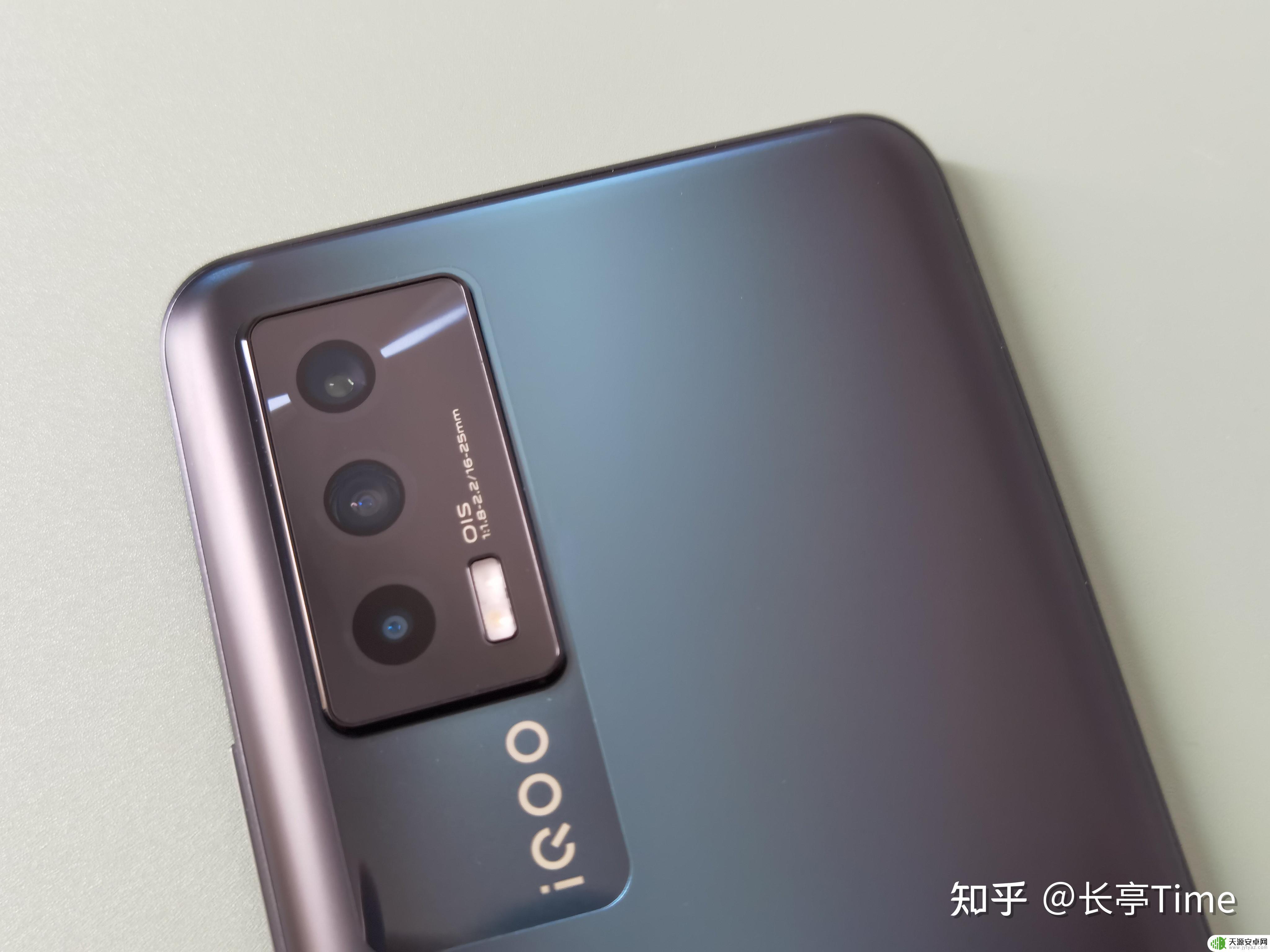 iqooneo5原神平均帧率 iQOO Neo5手机性能如何?