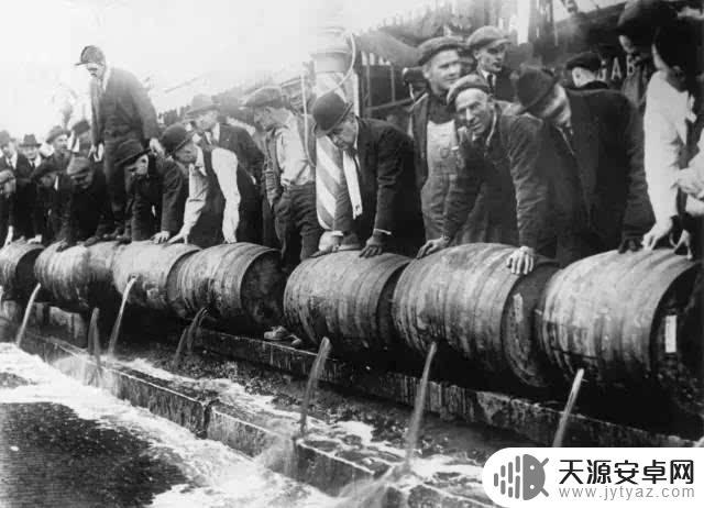 荒野大镖客中的烈酒是什么 荒野大镖客2私酒历史与美国禁酒运动的关系
