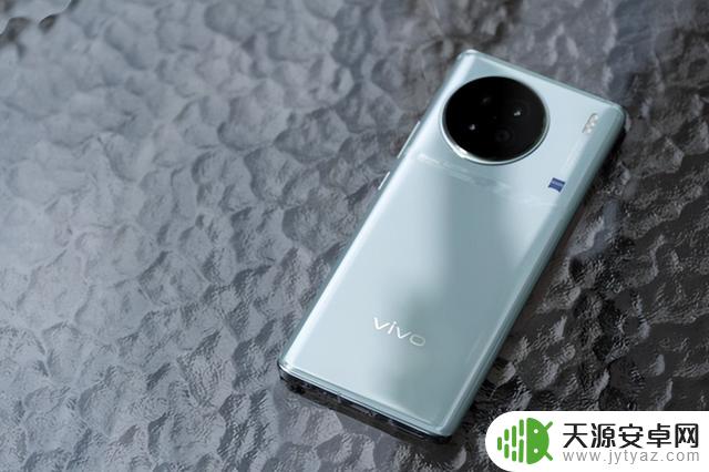 天玑9200+实测轻松“征服”各类手游，vivo X90s称霸安兔兔性能榜