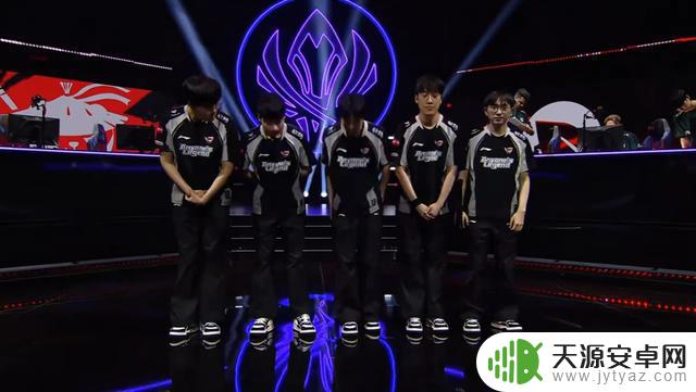 AL战胜FLY晋级,即将迎战GenG!Shanks将迎战Chovy