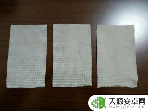 怎样做小手机包 手工布艺手机包的裁剪与缝制技巧