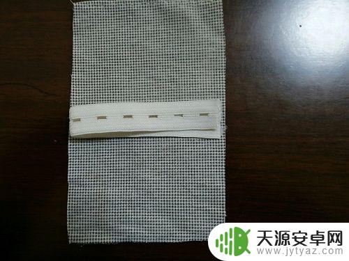 怎样做小手机包 手工布艺手机包的裁剪与缝制技巧