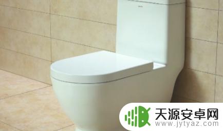 手机掉厕所如何快速去味道 手机掉厕所里怎么清洗