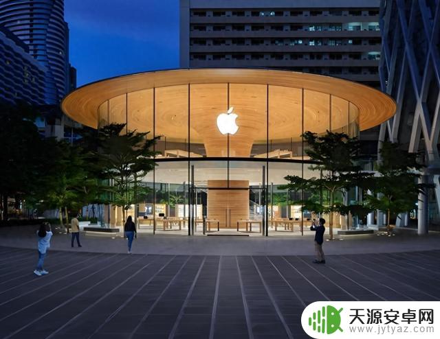 iPhone产品线的重大改革，揭示了什么隐藏的战略部署？