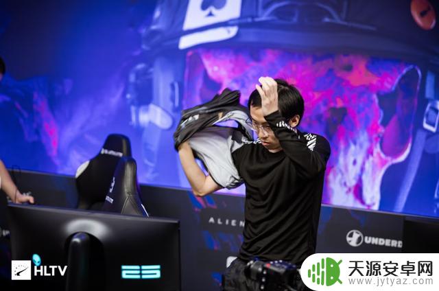 LVG带领球队晋级第三阶段,中国队近7年后再次进入Major 16强!