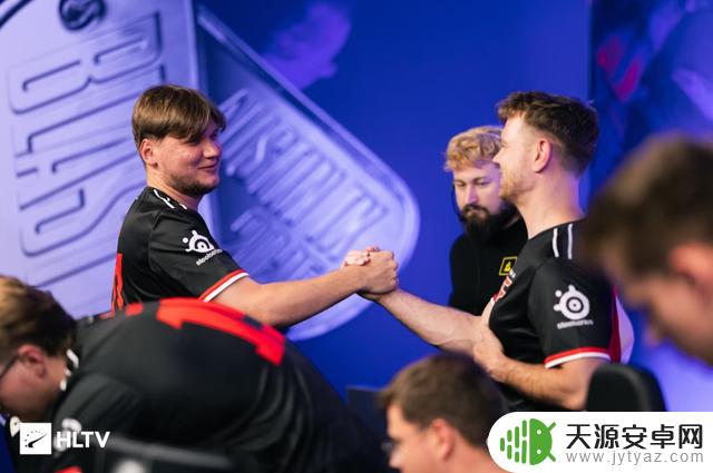 LVG带领球队晋级第三阶段,中国队近7年后再次进入Major 16强!