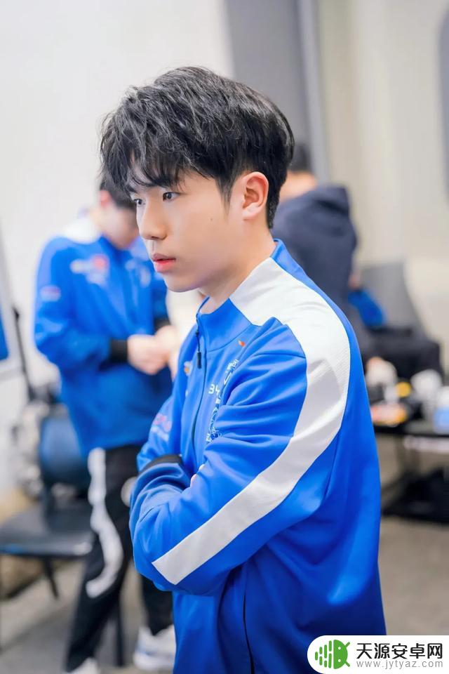 花海直播宣布:不准备重返赛场!KPL首秀五杀天才少年曾创巅峰