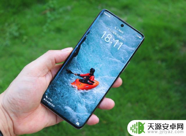2024年6款超值手机推荐,性能超强口碑爆棚,无一差评!