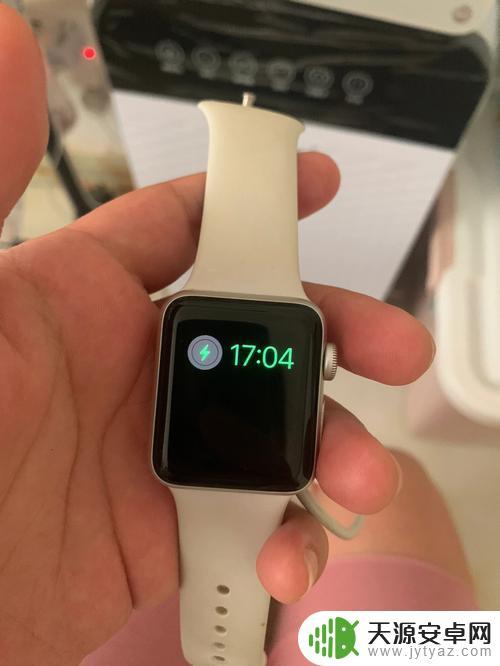 用applewatch查找手机 Apple Watch如何查找手机
