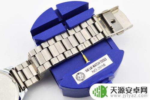 如何拆卸手机表带 怎样正确拆表带