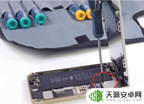 拆卸平果平手机工具 苹果手机拆机教程视频分享