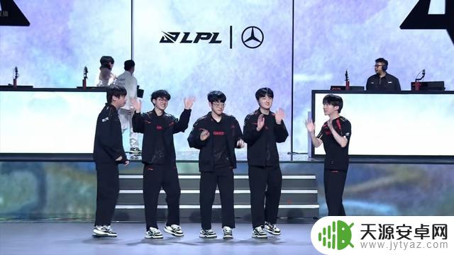 JDG以2比0战胜WBG,终结连败,LPL赛程再添热议焦点