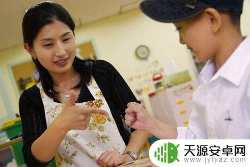 怎么能让叛逆期孩子学会控制玩手机 初中生手机使用过度怎么办