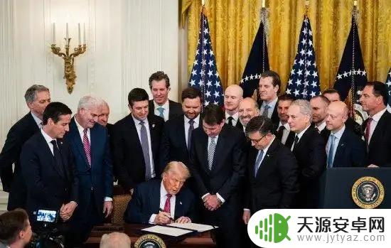 Manus正式宣布退出中国市场；李想宣布拥有1107亿现金储备；Steam下架大量成人游戏，称支付组织要求