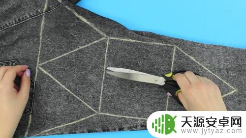 怎么加工手机兜 制作手机兜袋椅的材料和工具