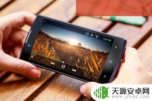 手机打出电话后黑屏怎么解决 为什么手机打电话就黑屏