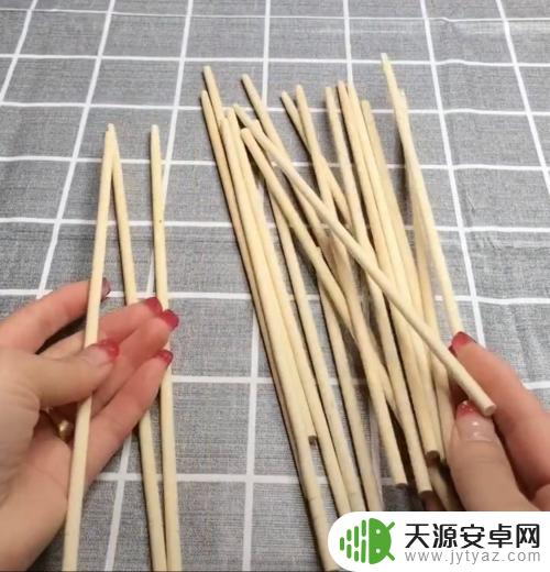 用筷子怎么叠手机 一次性筷子DIY手机支架制作教程