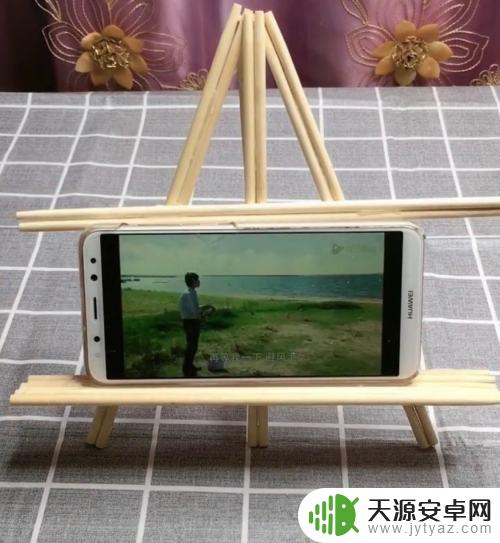 用筷子怎么叠手机 一次性筷子DIY手机支架制作教程