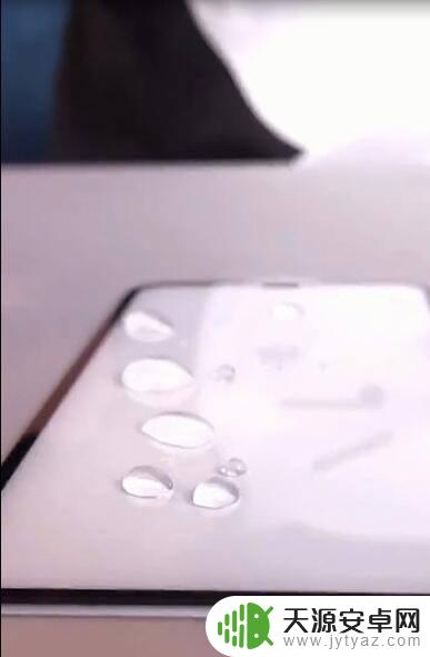 怎么判断手机疏油层 手机疏油层怎么判断