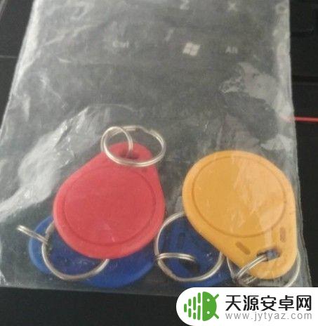 门禁卡拆解芯片 门禁卡拆解教程