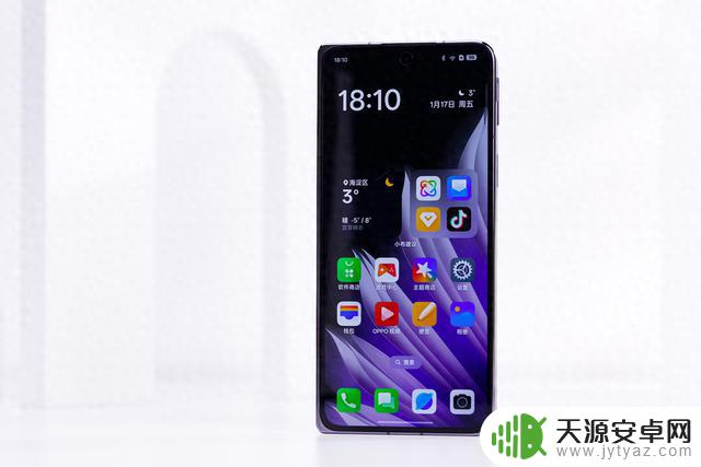 三款热销大折叠手机推荐：轻薄设计，性能出众