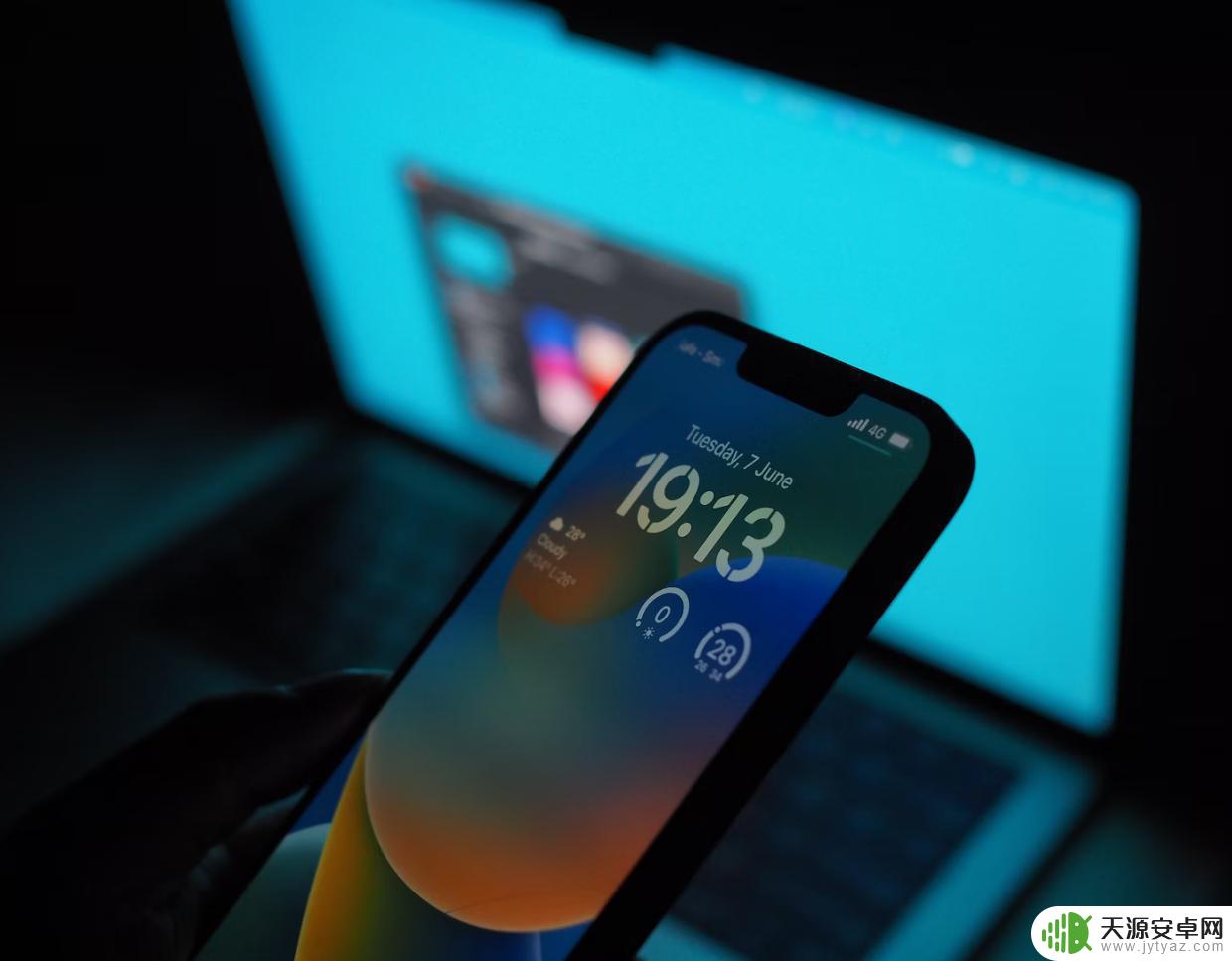 苹果如何手机里面降级 iOS 17锁屏界面改进