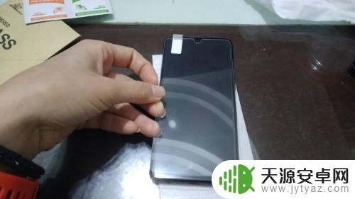 手机定位贴怎么用法 贴膜定位标签怎么贴