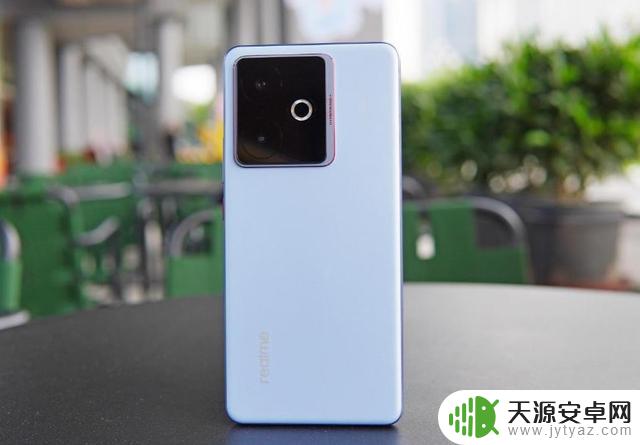 2025年国产手机国补后,这3款耐用又流畅的手机值得入手!