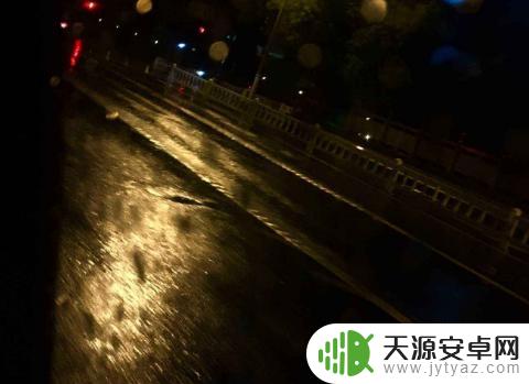苹果手机拍出雨点怎么弄 如何拍出逼真的雨滴效果