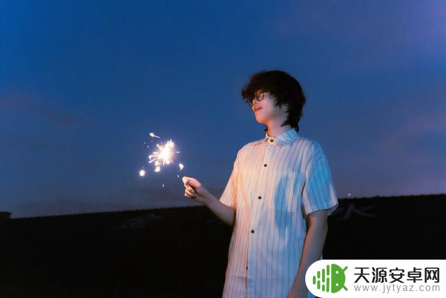 电竞选手小蝶宣布退出赛场:网络暴力留下心理阴影,无法再继续征战